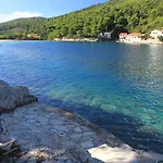 By The Sea Cove Stoncica, - 8941 Vis