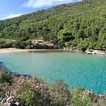 By The Sea Cove Stoncica, - 8941 * Vis